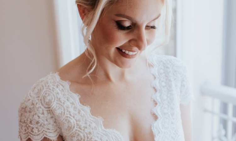 Photographe de mariage au Château de la Dame Blanche à Geneuille