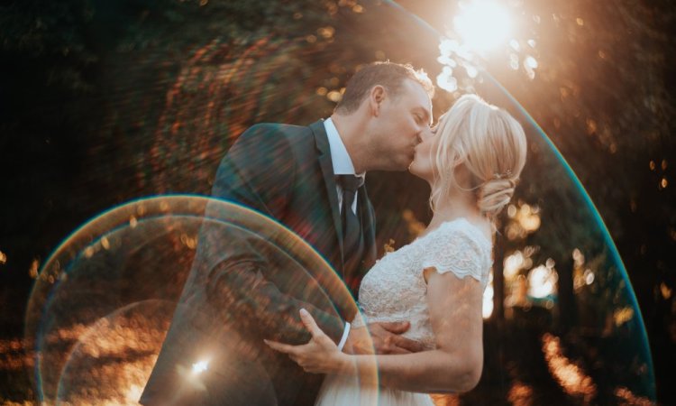 Photographe de mariage au Château de la Dame Blanche à Geneuille