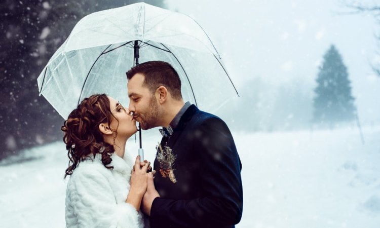 Photographe de mariage hivernal en Franche Comté